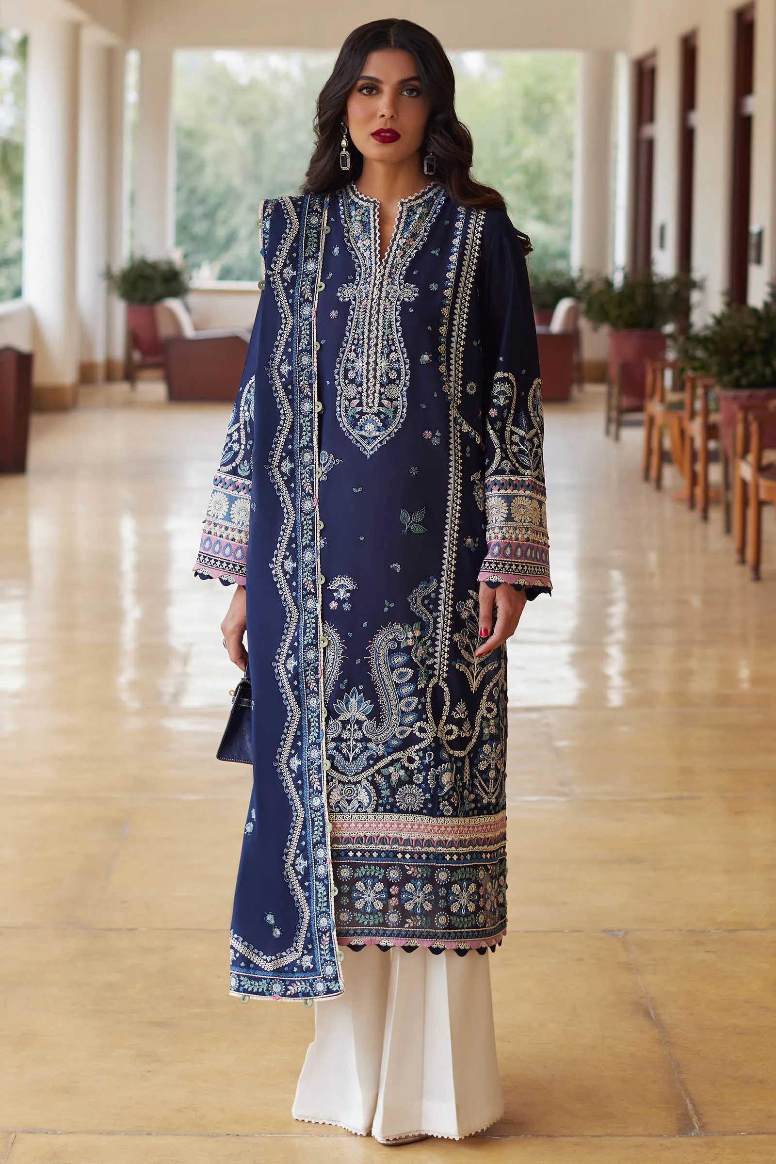 Elan Luxury Lawn Collection 2024 – MAHROSH (EL24-04 B)