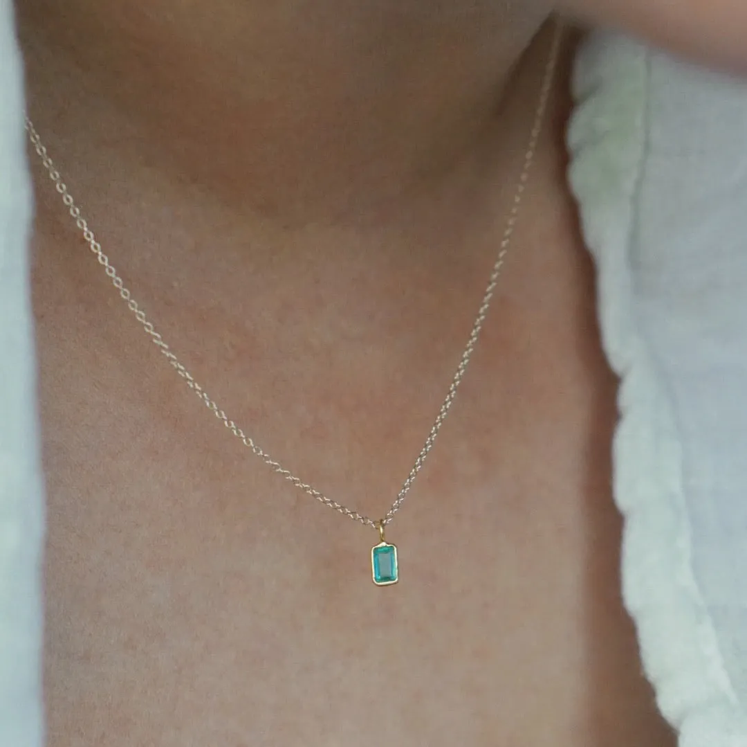 Emerald Baguette Pendant Necklace - Solid 14kt