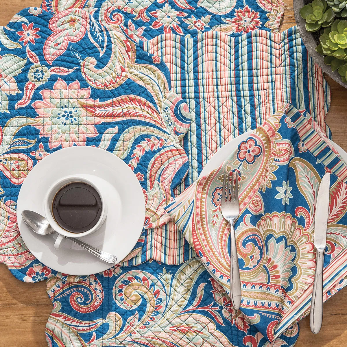 Marla Table Linens